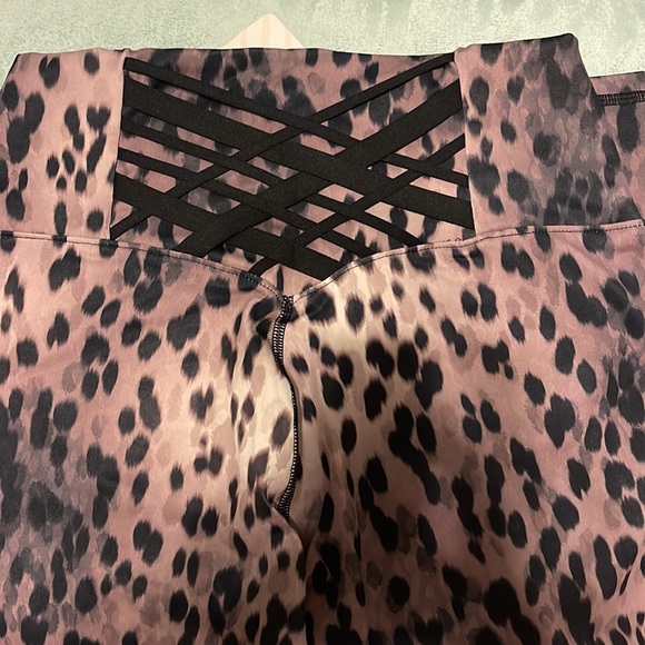 Fabletics PowerHold leggings NWT - Picture 4 of 7